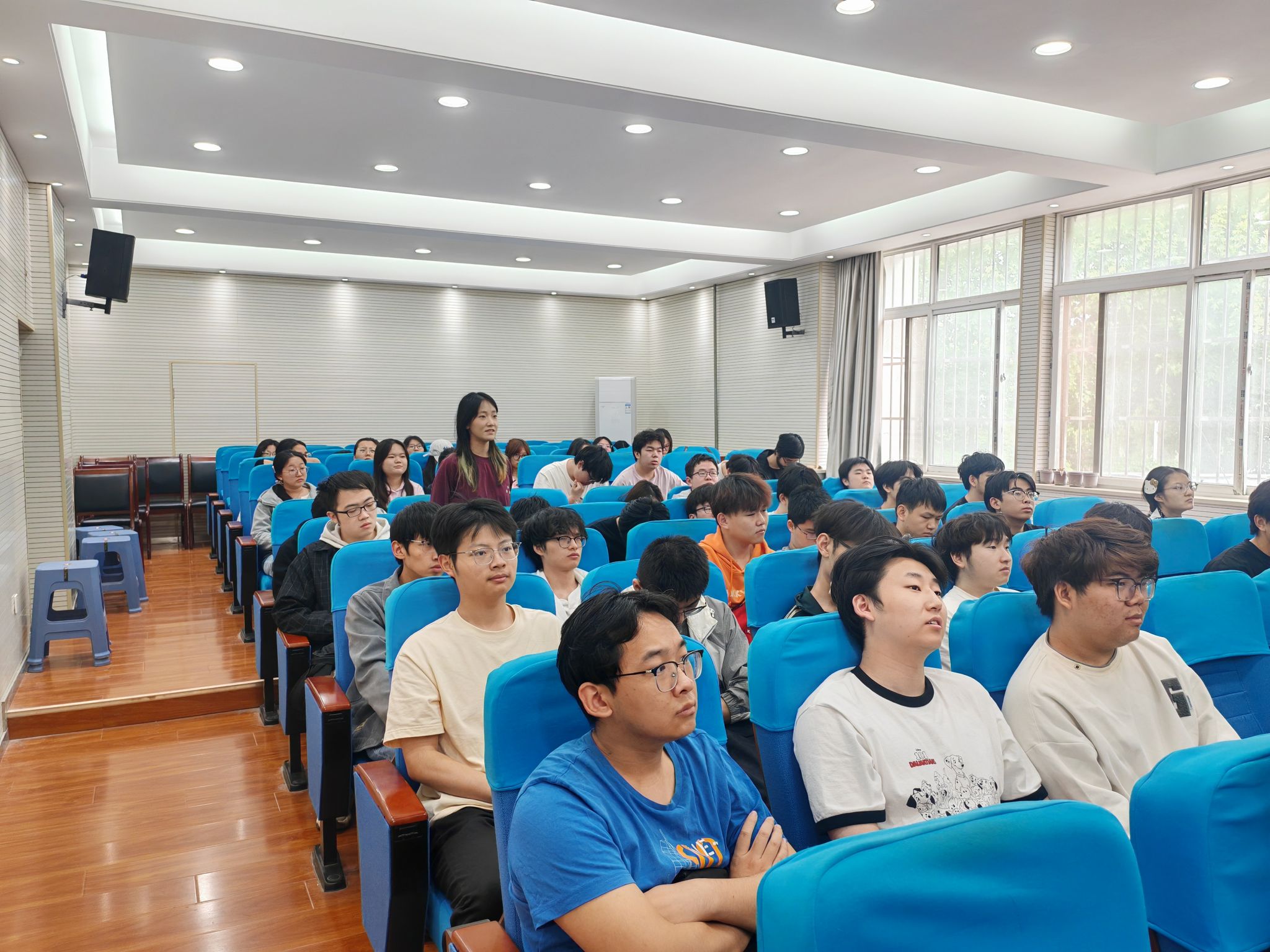 爱游戏电竞下载手机版登录在金花校区纺